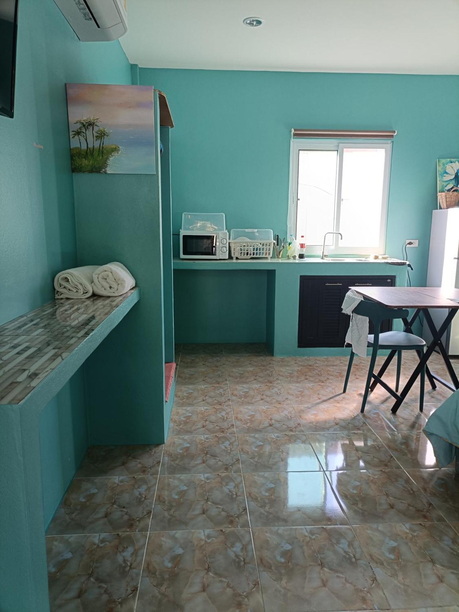 Chill Land House Hotell Bang Tao Beach  Exteriör bild