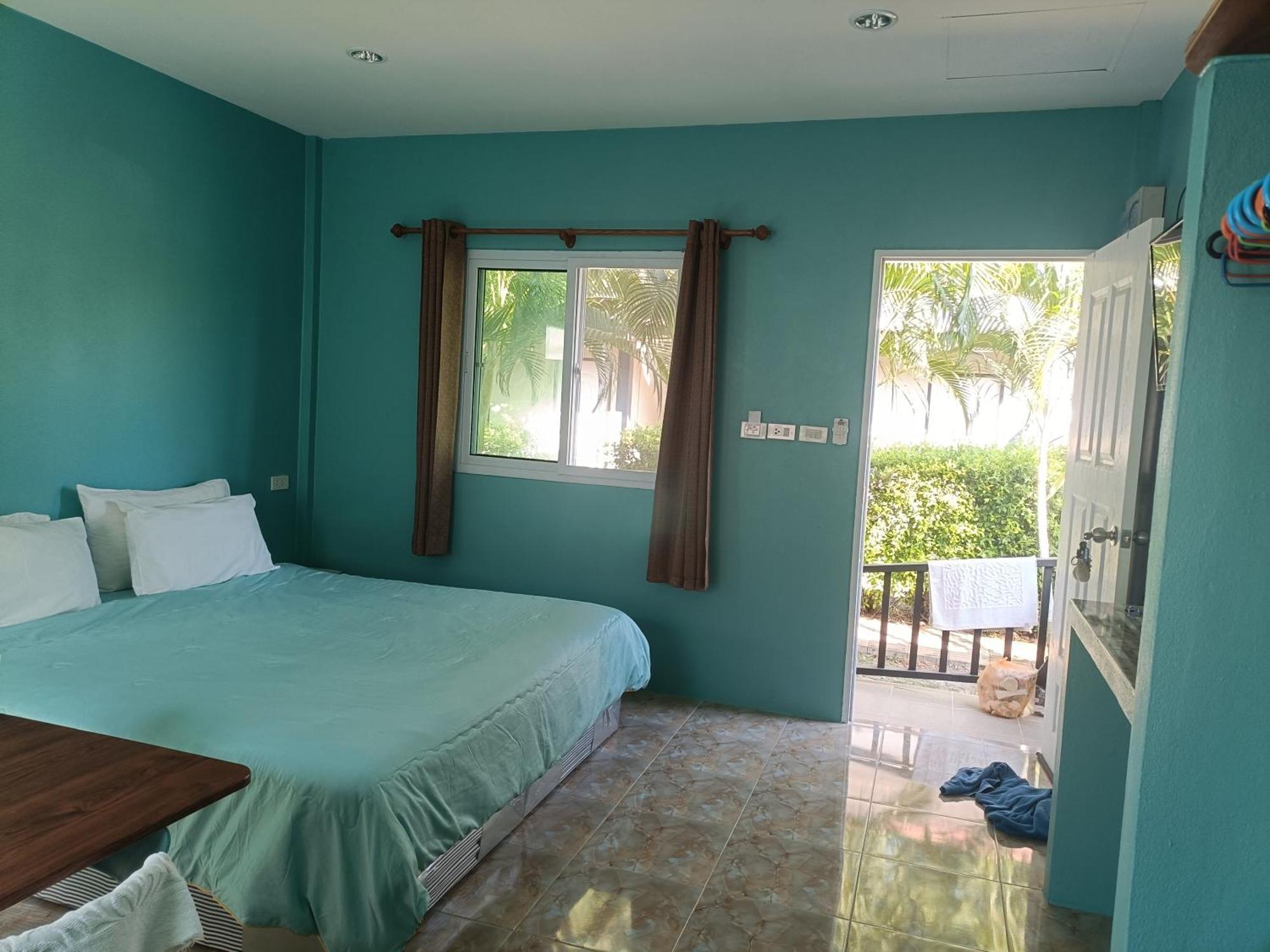 Chill Land House Hotell Bang Tao Beach  Rum bild