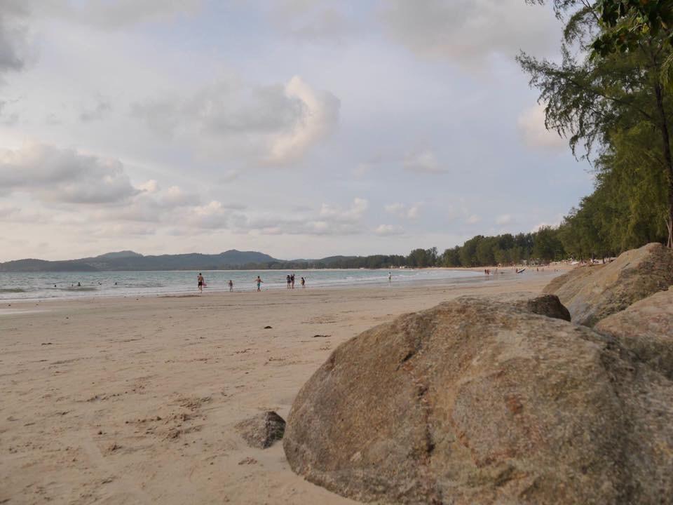 Chill Land House Hotell Bang Tao Beach  Exteriör bild