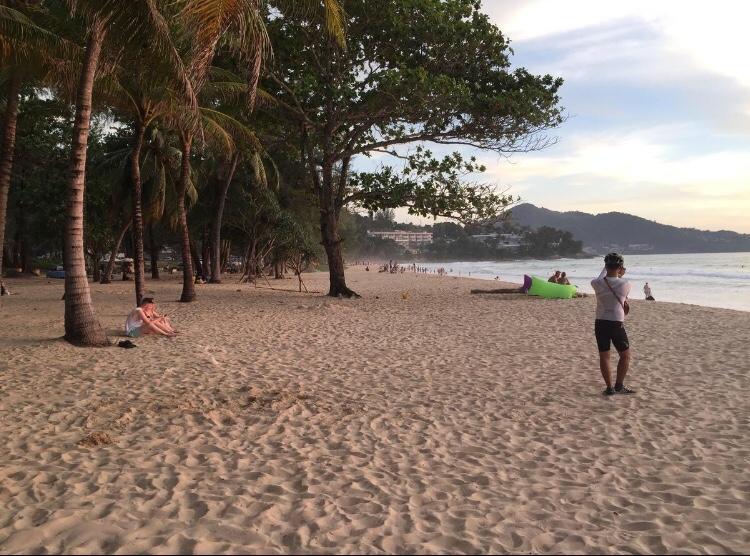 Chill Land House Hotell Bang Tao Beach  Exteriör bild
