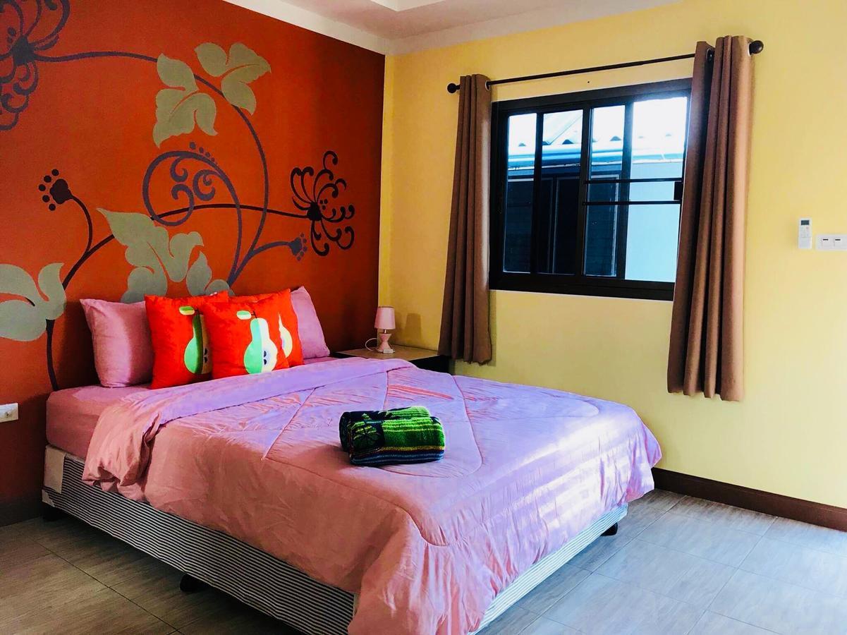 Chill Land House Hotell Bang Tao Beach  Exteriör bild